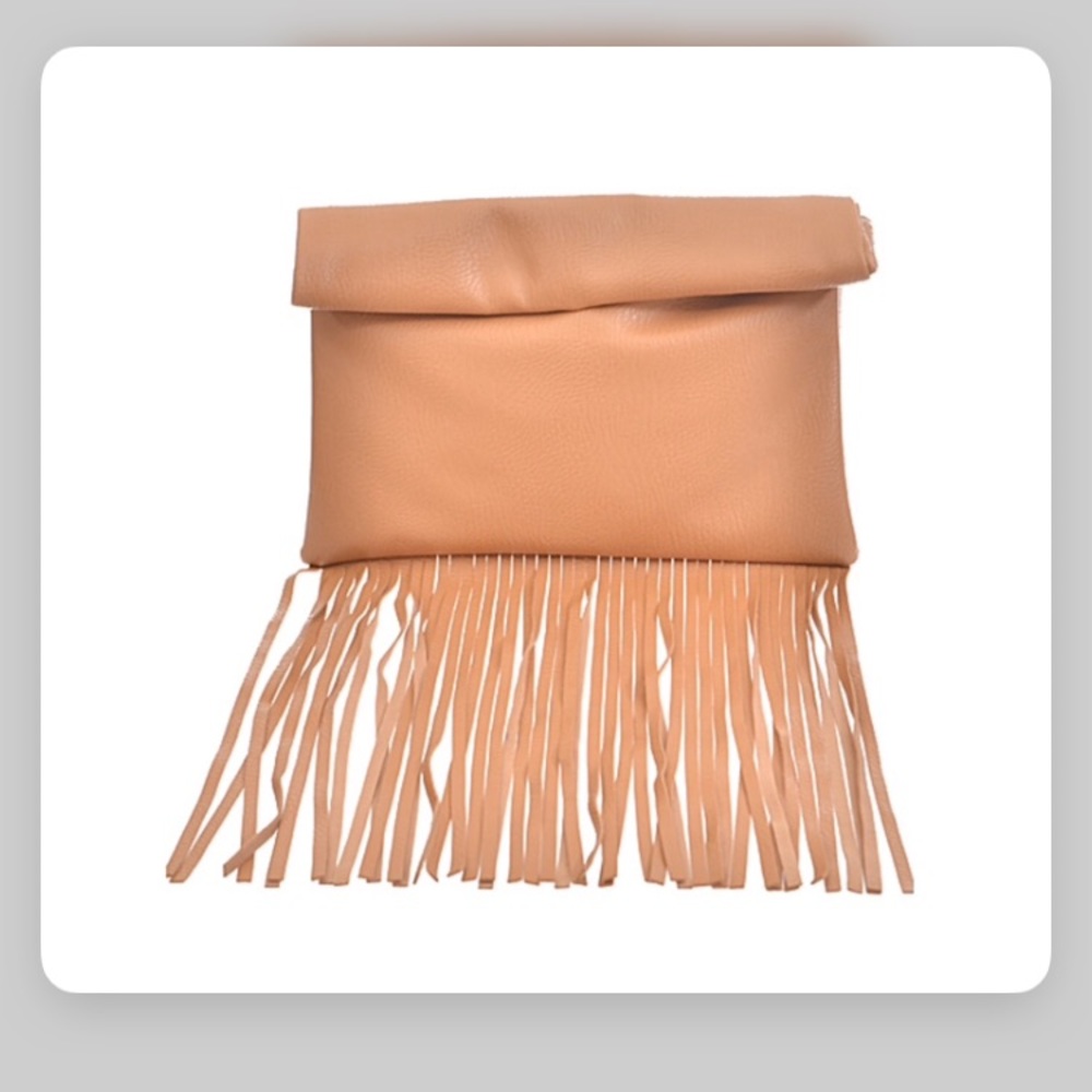 🛍 Bundle Sale! Tan Fringe clutch*New